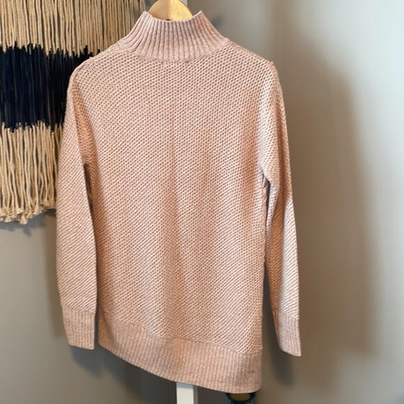 RW&CO. Asymmetrical Knitted Sweater, Size XS, Heathered pink - Picture 3 of 7